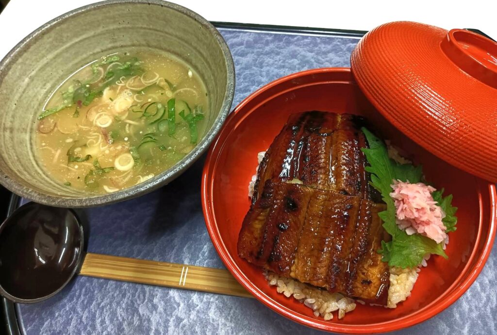 鰻丼と冷や汁