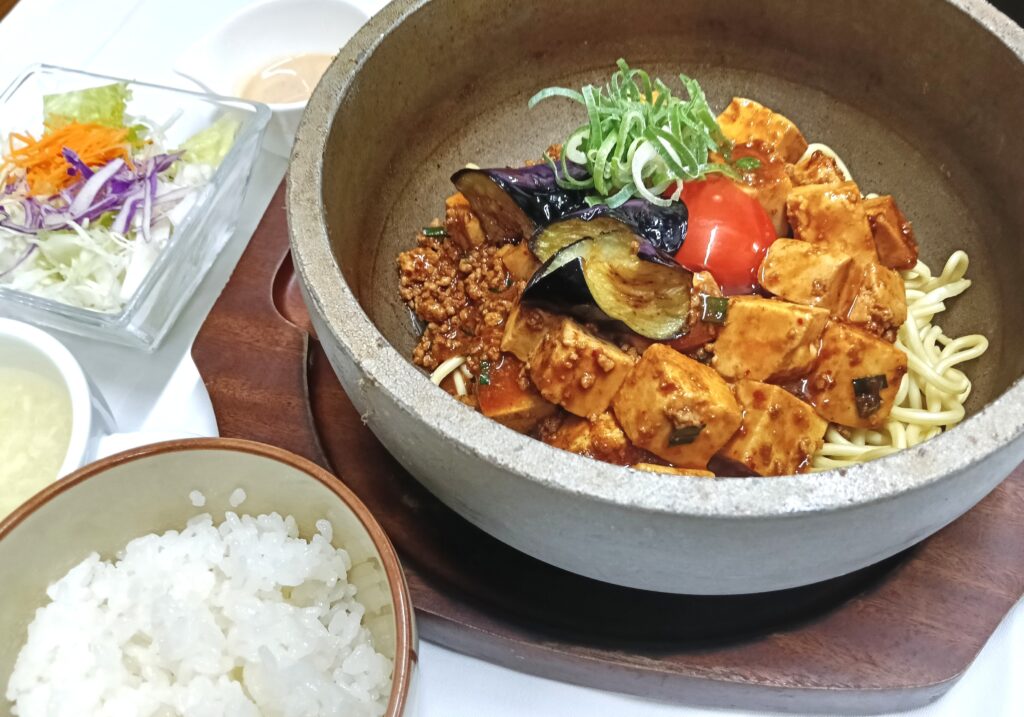 石焼麻婆焼きそば